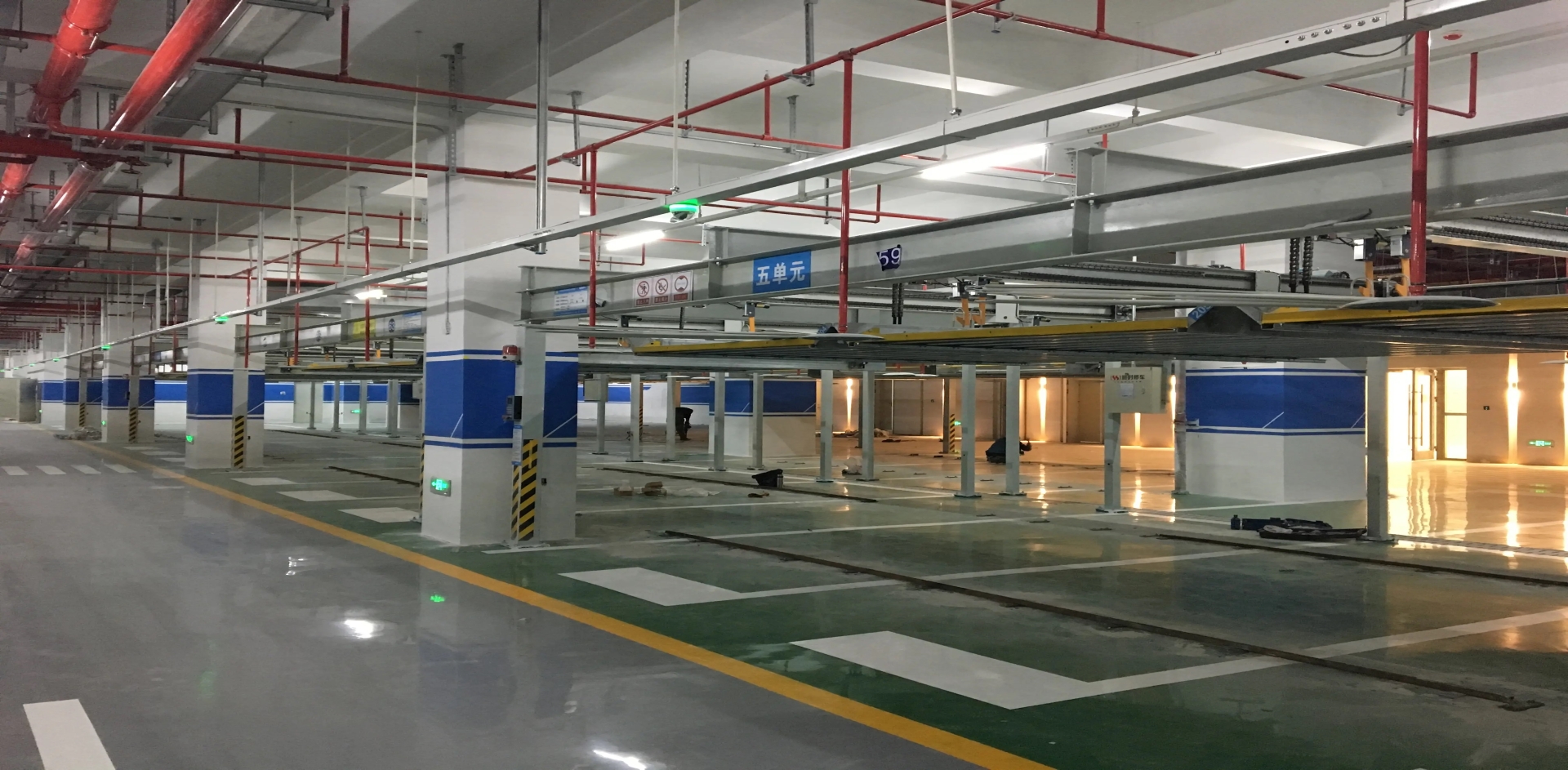 智慧停车 | 星空体育室内立体车库无线超声波车位引导系统